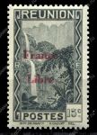 Реюньон 1943 г. • Iv# 224 • 15 c. • надпечатка "Свободная Франция" • водопад • MNH OG XF ( кат.- € 2 )