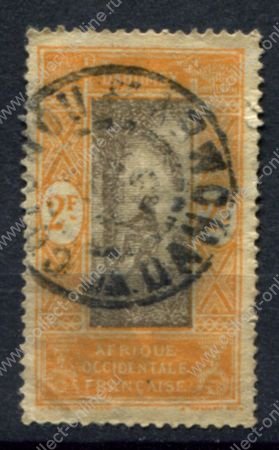 Дагомея 1913-1917 г. • Iv# 58 • 2 fr. • сборщик бананов на пальме • Used F-VF