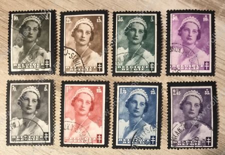 Бельгия 1935 г. • Mi# 407-414 • Королева Астрид (траурный выпуск) • полн. серия • Used VF