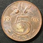 Нидерланды 1966 г. • KM# 181 • 5 центов • королева Юлиана • регулярный выпуск • MS BU • красн. бронза ( кат.- $15,00 )