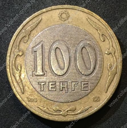 Казахстан 2004 г. • KM# 39 • 100 тенге • герб Казахстана • регулярный выпуск • XF+