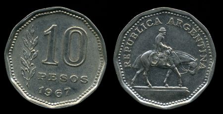 Аргентина 1962-8 гг. KM# 60 • 10 песо. Аргентинский ковбой(гаучо) • XF-AU