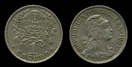 Португалия 1951 г. • KM# 578 • 1 эскудо • "Свобода" • герб • регулярный выпуск • UNC ( кат. - $15 ) 