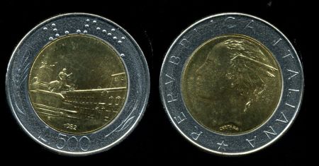 Италия 1982-1995 г. • KM# 111 • 500 лир • римская площадь • регулярный выпуск • +/- AU