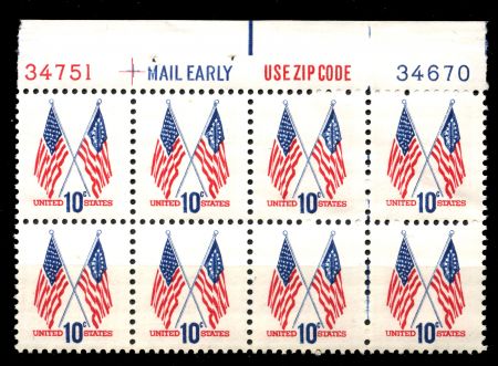 США 1973 г. • SC# 1509 • 10 c. • государственные флаги США • стандарт • № блок 8 марок • MNH OG XF