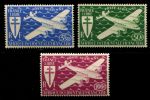 Французская Западная Африка 1947 г. • Iv# A1-3 • 5.5 - 100 fr. • Лондонский выпуск • авиапочта • полн. серия • MNH OG VF ( кат. - €13 )
