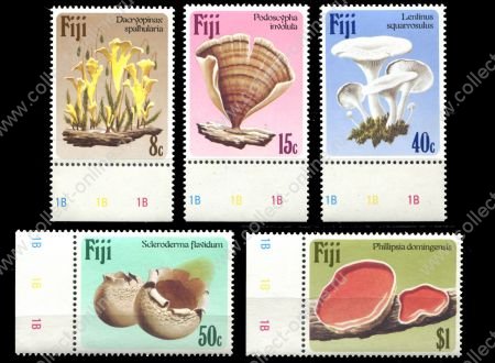 Фиджи 1984 г. • 8 c. - $1 • SC# 500-4 • грибы • MNH OG XF+ • полн. серия ( кат.- $15 )