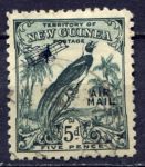 Новая Гвинея 1932-1934 гг. • Gb# 196 • 5 d. • надпечатка контура аэроплана • райская птица • авиапочта • Used F-VF ( кат.- £ 8 )