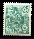 ГДР 1957-1959 гг. • Mi# 581A • 25 pf. • ремонт тепловоза • стандарт • MNH OG VF