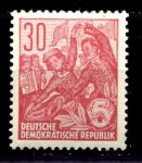 ГДР 1957-1959 гг. • Mi# 582B • 30 pf. • национальные танцы • стандарт • MNH OG VF