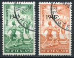 Новая Зеландия 1941 г. • SC# B18-19 • Дети, играющие в баскетбол. надпечатки "1941" • благотворительный выпуск • Used XF / полн. серия ( кат.- $5 )