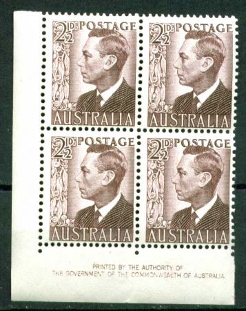 Австралия 1950 г. • GB# 237с • 2½ d. • Георг VI • стандарт • кв. блок с текстом • MNH OG XF+