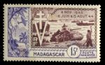 Мадагаскар 1954 г. • Iv# A74 • 15 fr. • 10-летие освобождения от немецкой оккупации • авиапочта • MNG** VF ( кат.- €5- )