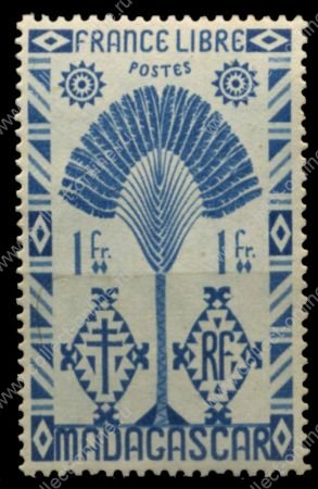 Мадагаскар 1943 г. • Iv# 271 • 1 fr. • осн. выпуск • стилизованное дерево путешественников • MNH OG* VF