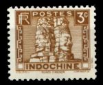 Индокитай 1931-1939 гг. • Iv# 157 • 3 c. • статуи храма Ангкор-Ват • MNH OG VF