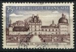 Франция 1957 г. • Mi# 1163 • 25 fr. • Виды и достопримечательности Франции • Замок Валансе • Used VF