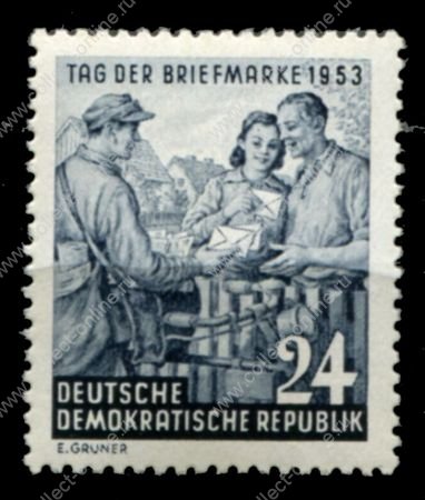 ГДР 1953 г. • Mi# 396 • 24 pf. • День почтовой марки • почтальон • MH OG VF