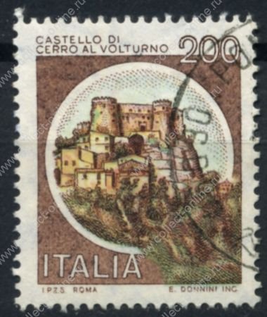 Италия 1980 г. • SC# 1420 • 200 L. • Замки Италии • Черро-аль-Вольтурно • Used F - VF