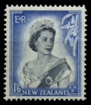Новая Зеландия 1953-59 гг. • Gb# 733 • 1s.6d. • Елизавета II • портрет с перевязью • стандарт • MLH OG XF