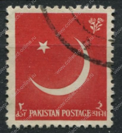 Пакистан 1956 г. • Sc# 83 • 2 a. • 9-я годовщина независимости • серп и звезда • Used F-VF