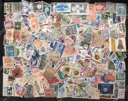 200+ старых и старинных марок из коробки • Used