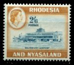 Родезия и Ньясаленд 1959-1962 гг. • Gb# 28 • 2s.6d. • Елизавета II основной выпуск • аэропорт • MH OG VF ( кат.- £ 13- )