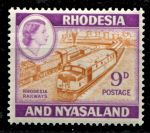 Родезия и Ньясаленд 1959-1962 гг. • Gb# 24a • 9 d. • Елизавета II основной выпуск • локомотивы • MH OG VF ( кат.- £ 10- )