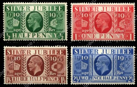 Великобритания 1935 г. • Gb# 453-6 • ½ - 2½ d. • 25 лет правления Георга V • полн. серия • MNH OG VF ( кат.- £ 8 )