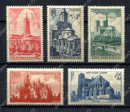 Франция 1947 г. • Iv# 772-776 • Кафедральные соборы Франции • полн. серия • MH OG VF