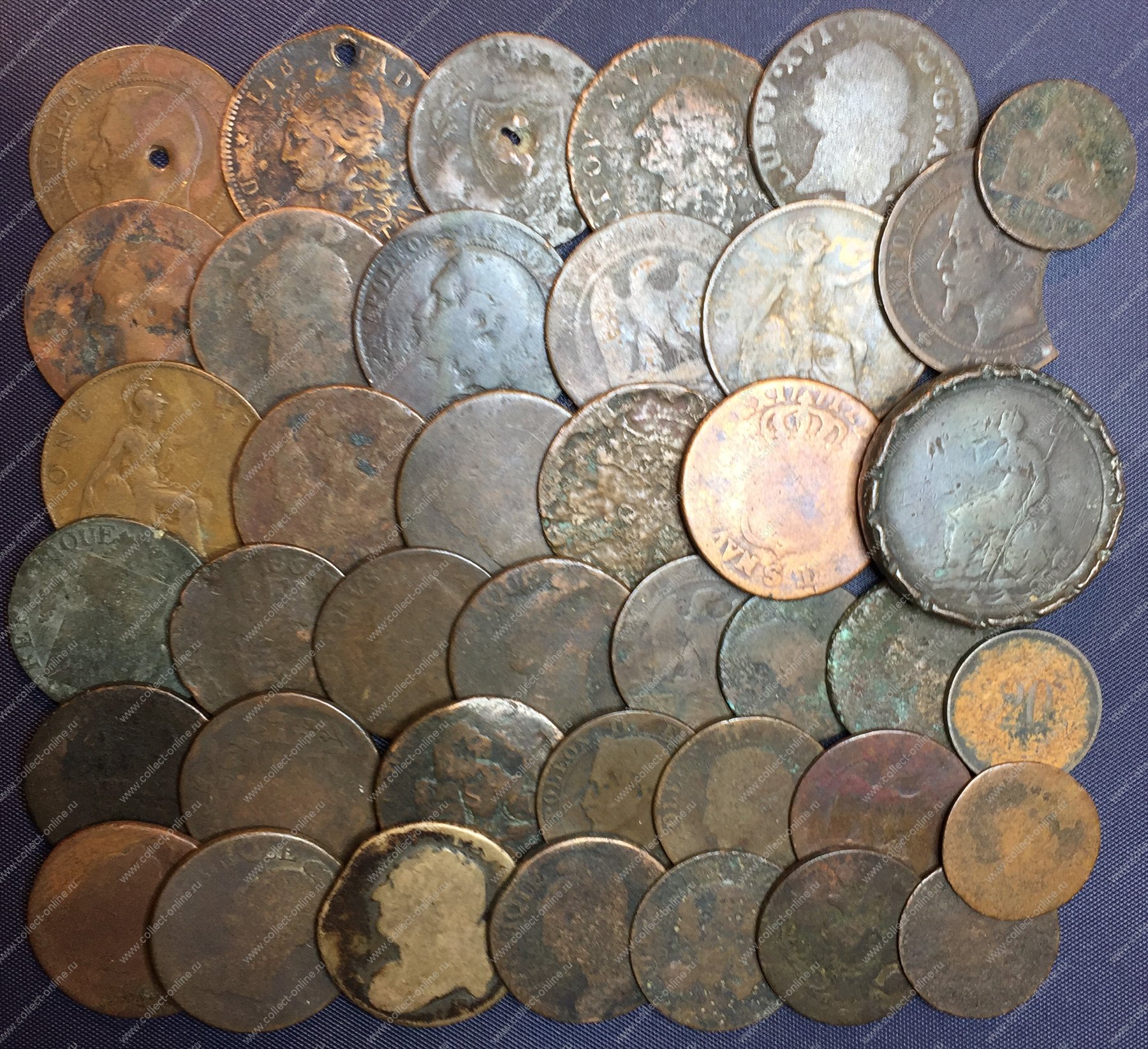 Коллекционер монет интернет. Старинные монеты. Старинные иностранные монеты. Старые монеты для коллекционеров. Старинные иностранные серебряные монеты.