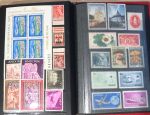 Коллекция чистых марок в мини-альбоме • 300 марок + 2 блока • MNH