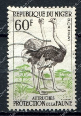 Нигер 1959-1962 гг. • Mi# 10 • 60 fr.• фауна Африки • страусы • Used VF