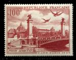 Франция 1949 г. • Mi# 856 • 1000 fr. • Архитектура Франции • Париж • авиапочта • MNH OG VF