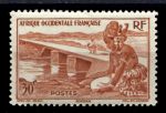 Французская Западная Африка 1947 г. • Iv# 25 • 30 c. • основной выпуск • мост, Судан • MNH OG VF