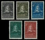Нидерланды 1941 г. • Mi# 397-401 • Живопись, Рембрандт • полн. серия • MNH OG VF