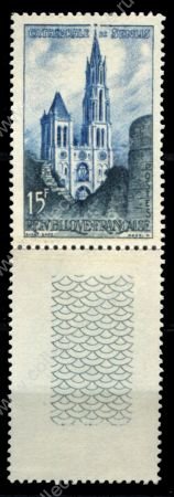 Франция 1958 г. • Iv# 1165 • 15 fr. • туризм, соборы Франции • Санлис • MNH OG XF+