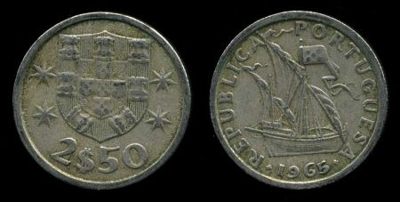 Португалия 1965 г. • KM# 590 • 2½ эскудо • парусник • регулярный выпуск • XF ( кат. - $5 )