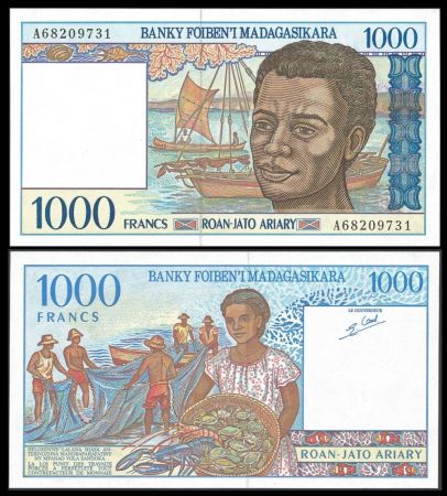 Мадагаскар 1994 г. • P# 76b • 1000 франков(200 ариари) • рыбак • девушка с морепродуктами • регулярный выпуск • UNC пресс