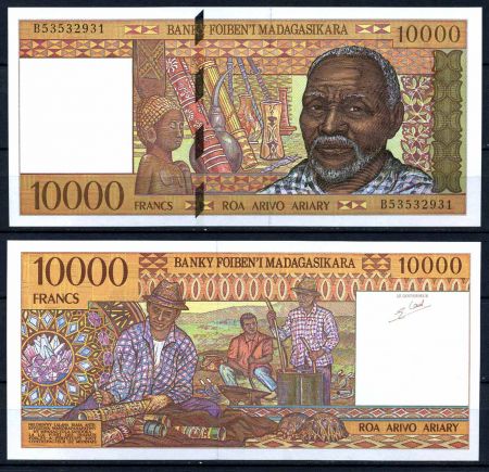 Мадагаскар 1995 г. • P# 79b • 10000 франков(2000 ариари) • старик • регулярный выпуск • UNC пресс 