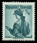 Австрия 1948-1951 гг. • Mi# 894(Sc# 521) • 5 gr. • Национальные женские костюмы • Зальцбург • MNH OG VF