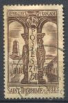 Франция 1935 г. Sc# 302 • 3.50 fr. • Собор Святого Трофима в Арле • Used F-VF ( кат. - $4 )