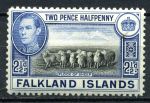 Фолклендские о-ва 1938-1950 гг. • Gb# 151 • 2½ d. • Георг VI • основной выпуск • отара овец • MNH OG VF
