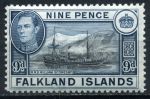 Фолклендские о-ва 1938-1950 гг. • Gb# 157 • 9 d. • основной выпуск • Полярное судно "Уильям Скорсби" • MNH OG VF ( кат.- £ 28 )