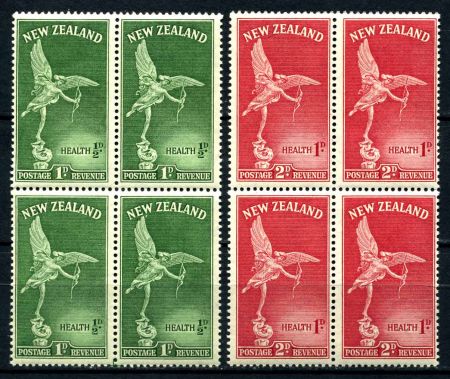 НОВАЯ ЗЕЛАНДИЯ 1947г. SC# B30-1 MNH OG VF кв. блоки