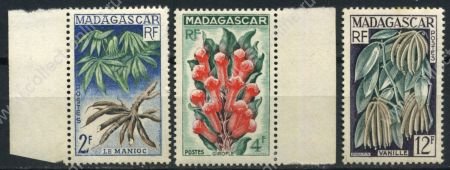 Мадагаскар 1957 г. • Iv# 332-4 • 2 - 12 fr. • специи • полн. серия • MNH OG VF