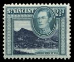 Сент-Винсент 1938-1947 гг. • Gb# 153 • 2 ½ d. • Георг VI основной выпуск • вид на город и горы • MH OG VF