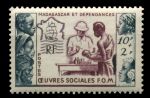 Мадагаскар 1950 г. • Iv# 320 • 10 + 2 fr. • Развитие медицины в колониях • благотворительный выпуск • MNH OG VF ( кат.- €8 )