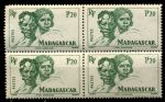 Мадагаскар 1946 г. • Iv# 307 • 1.20 fr. • осн. выпуск • представители народа Сакалаве • кв. блок • MNH OG* VF