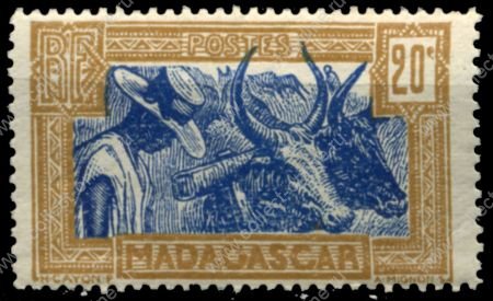 Мадагаскар 1930 - 1938 гг. • Iv# 167 • 20 c. • осн. выпуск • пастух и зебу • MNH OG* VF