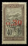 Мадагаскар 1921 г. • Iv# 129 • 30 на 40 c. • осн. выпуск • путешественник в кресле-носилках • надпечатка нов. номинала • MH OG VF ( кат.- €3 )